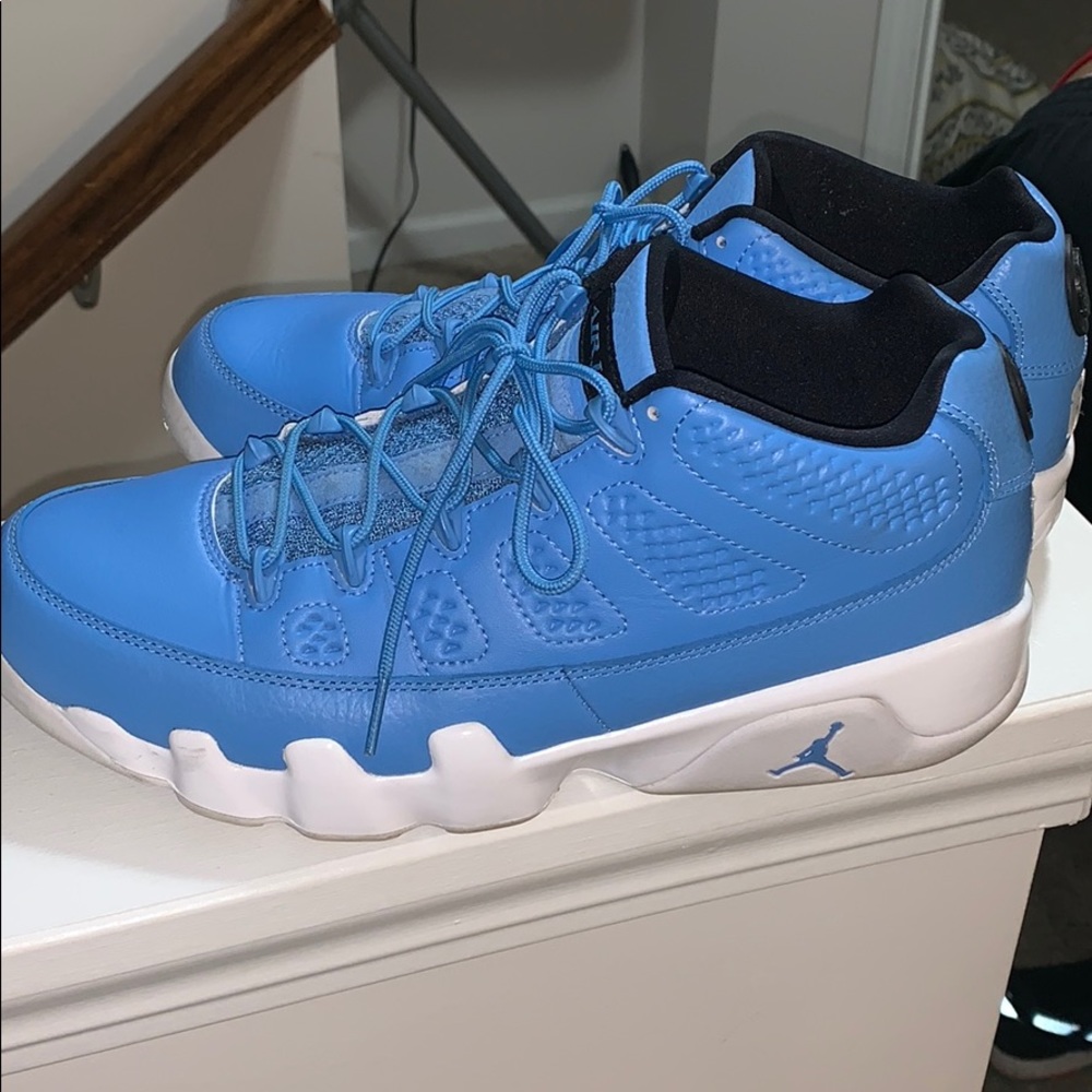 Pantone jordans